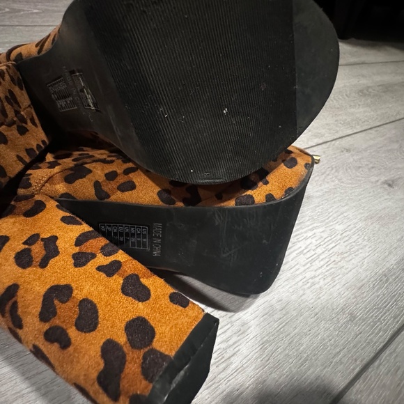 CHEETAH BOOTIES - Picture 4 of 9